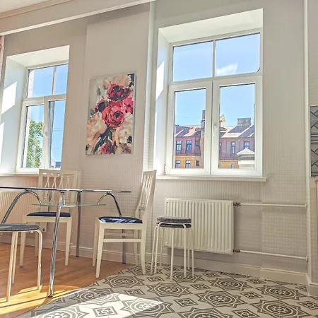 Heart, Bright, Loft View, Free Parking