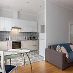 Heart, Bright, Loft View, Free Parking * Riga