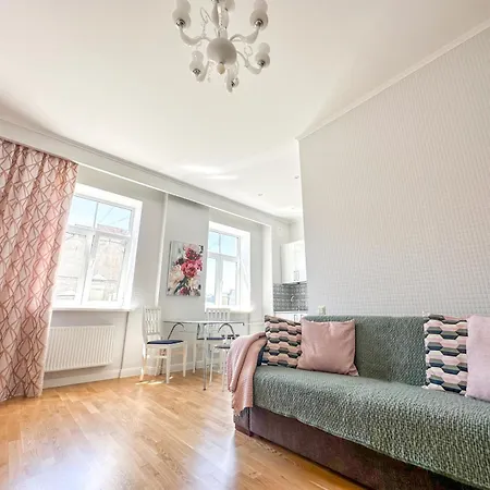 Apartment Heart, Bright, Loft View, Free Parking Riga