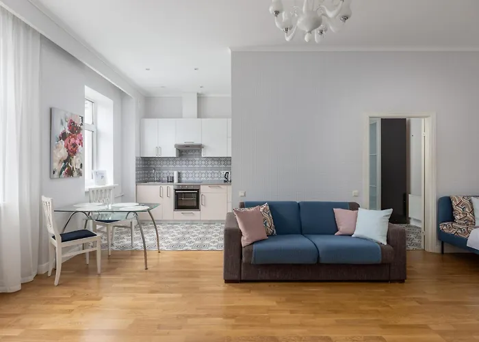 Heart, Bright, Loft View, Free Parking