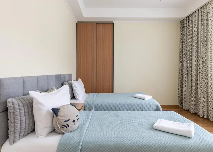 Heart, Bright, Loft View, Free Parking 公寓