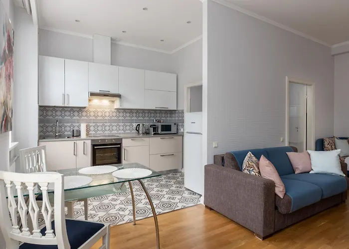 Heart, Bright, Loft View, Free Parking * Riga